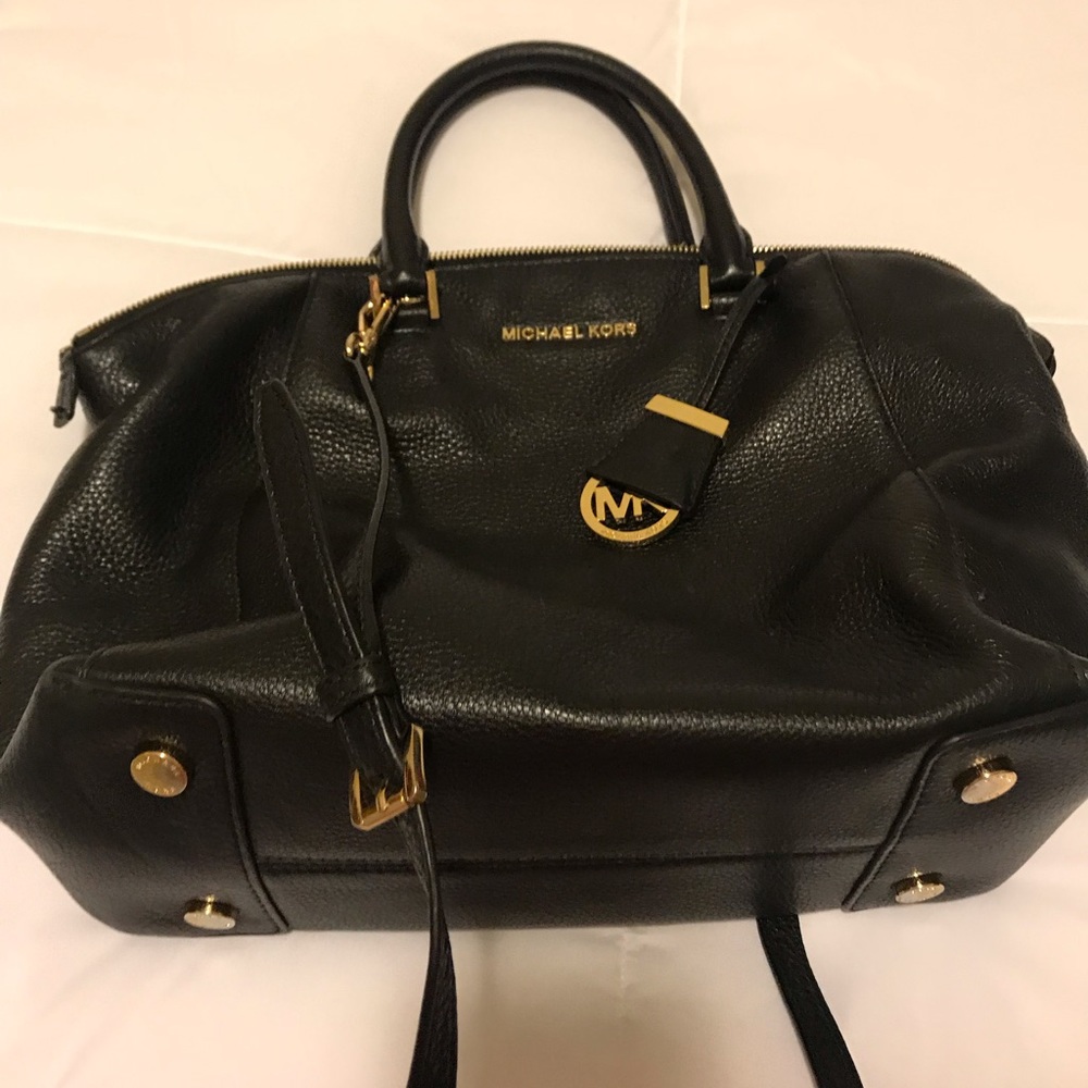 Michael Kors Riley Purse
